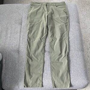 Eddie Bauer Size 6 Pants